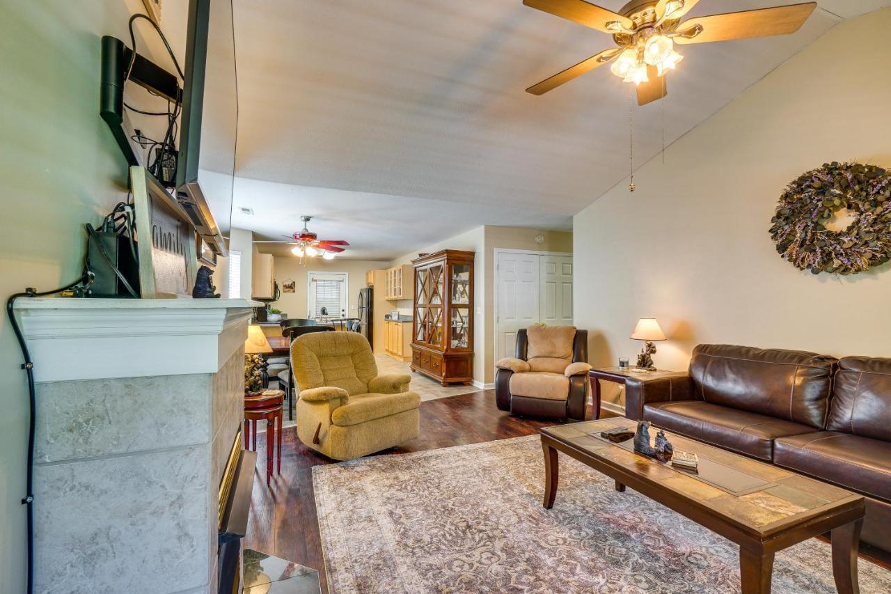 Pigeon Forge Home With Screened Porch, 3 Mi To Town! Exterior photo