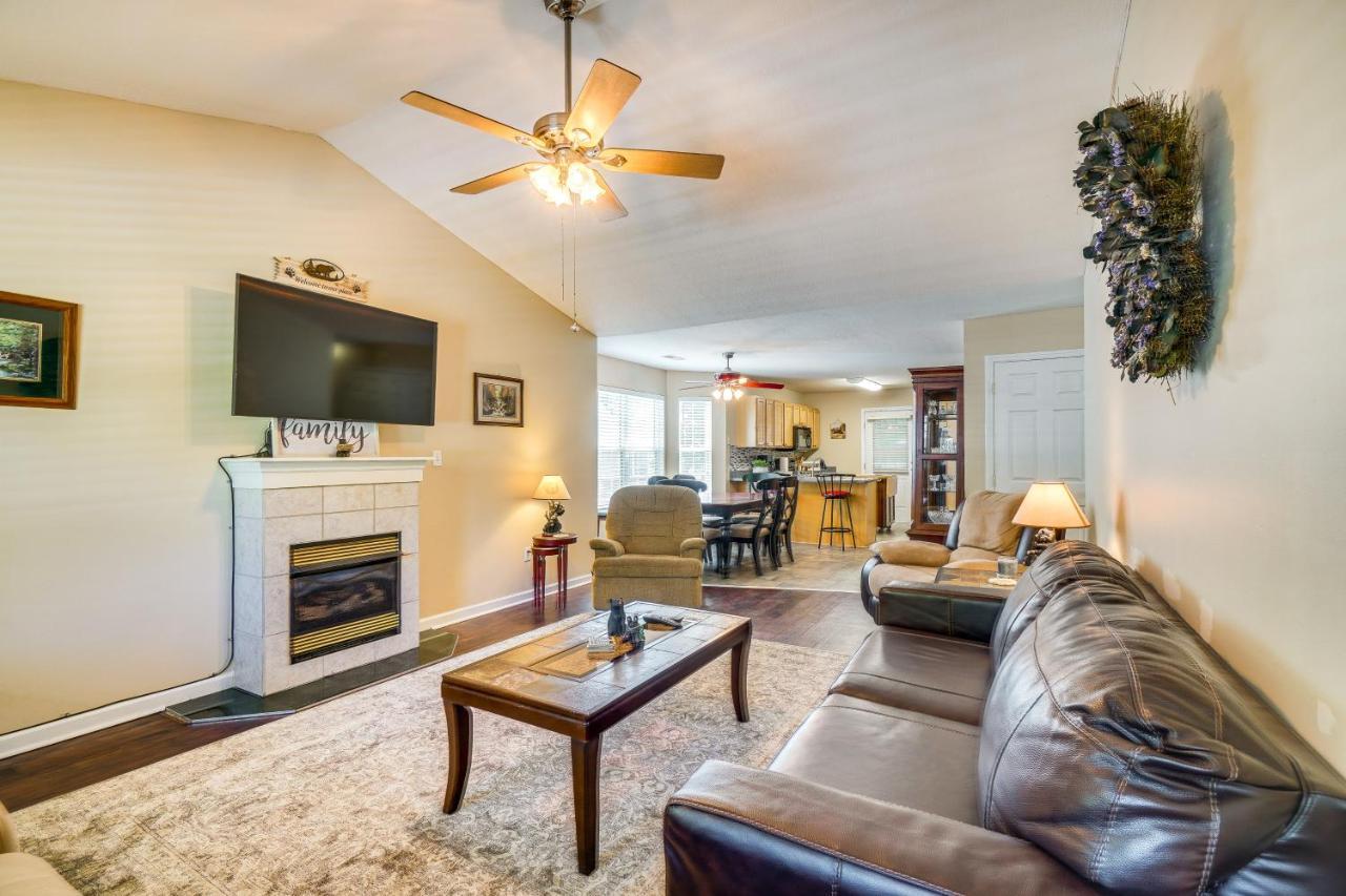 Pigeon Forge Home With Screened Porch, 3 Mi To Town! Exterior photo